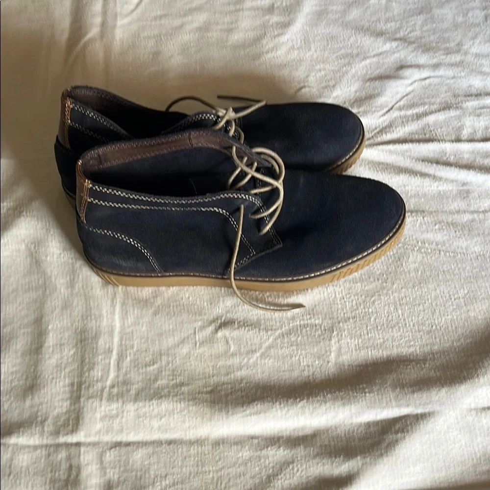 Johnston & Murphy Black Suede Lace-Up Shoes – Size 8.5